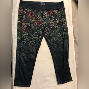CONSTANTLY VARIED GEAR leggings